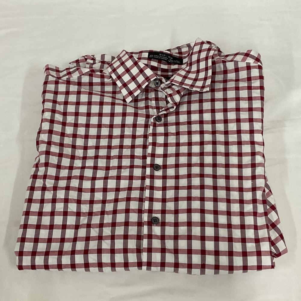 EUC Mens long sleeve button down SAKS fifth avenue shirt